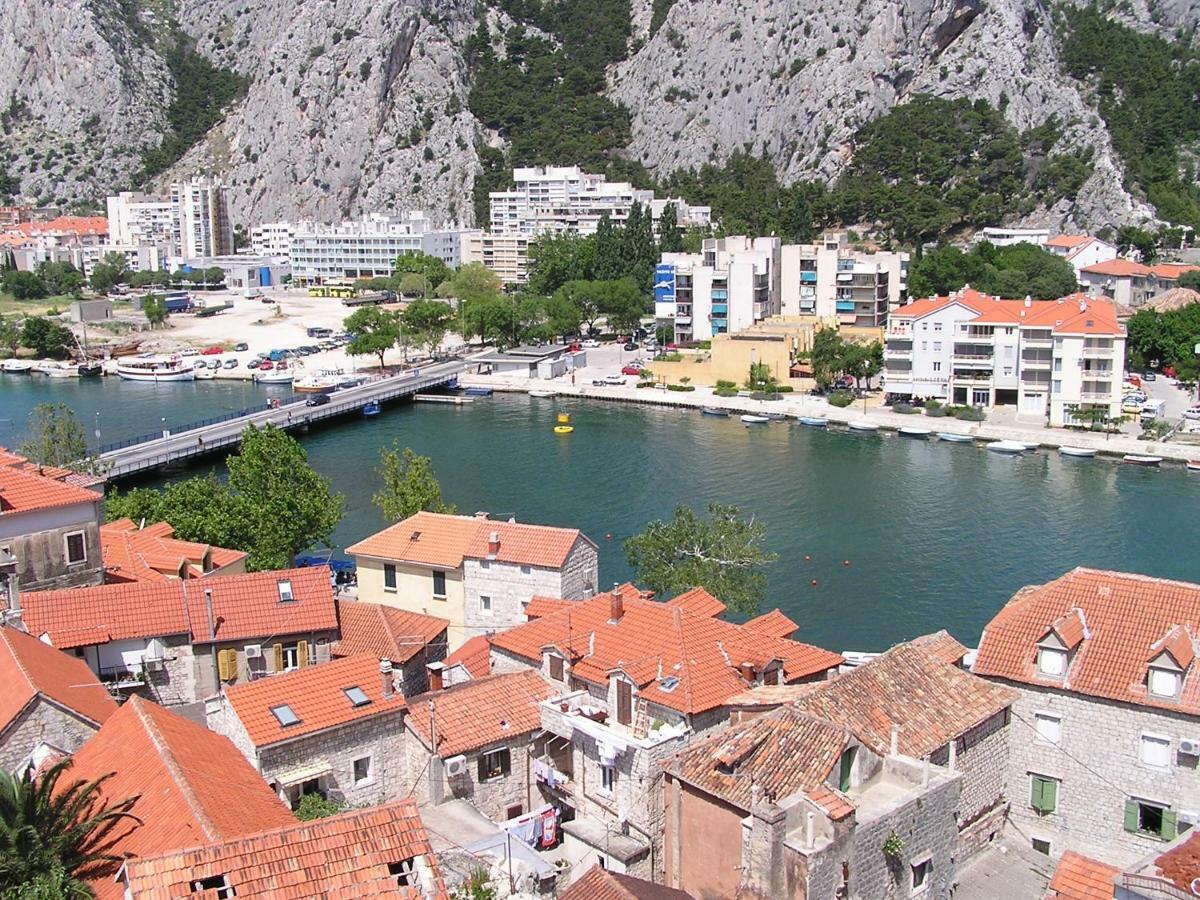 Natali Apartment Omis Exterior photo